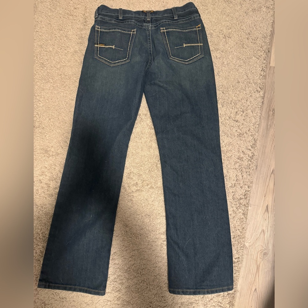 Men’s straight leg ariat jeans